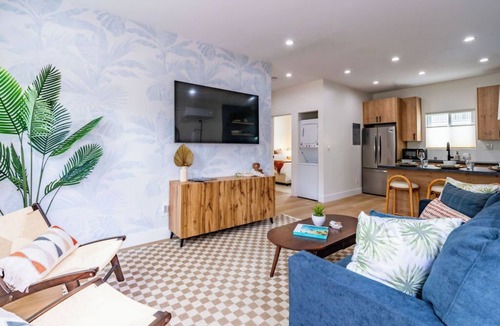 Hillcrest House | Newly Remodeled, Uptown Chic