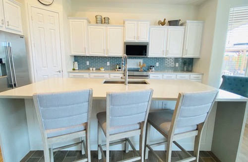 San Tan Valley House | Newly remodeled, Spacious House on Private Acre+ Near Encanterra Country Club