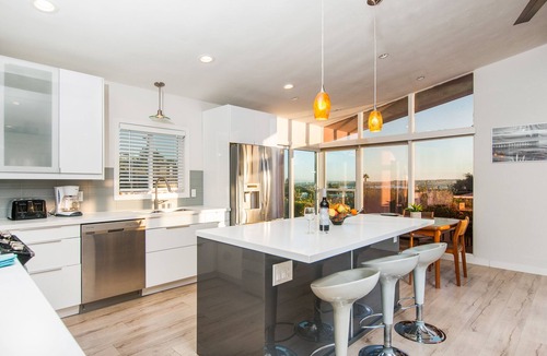 La Jolla Mesa House | Newly Remodeled with VIEWS of Downtown Ocean and Bay!
