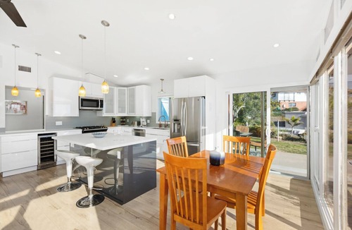 La Jolla Mesa House | Newly Remodeled with VIEWS of Downtown Ocean and Bay!