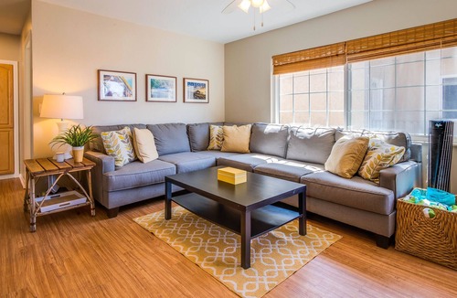 South Mission Beach Condo | Newly renovated 2/2 condo in South Mission Beach, Walk to the Beach