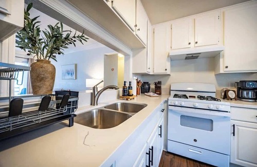 Perris House | Newly Renovated Home in Perris