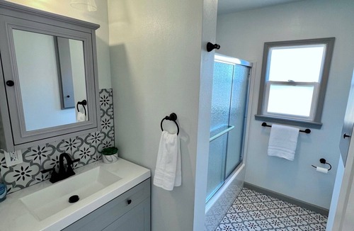Yreka House | Newly renovated in in downtown Yreka, near hospital
