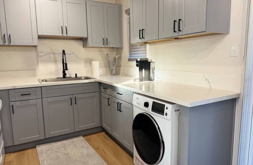 Rancho Cordova House | Newly Renovated 4br Retreat Sleeps 8 I SPA & GAMES