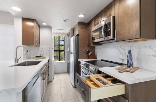Fountain Hills Condo | Next to Fountain Park, Hiking, Dining, Fountain View!