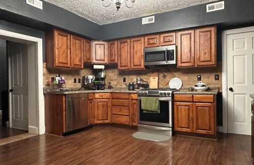 Scipio House | Nice and Cozy Scipio House