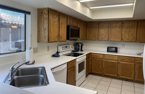 Cottonwood House | Nice home with private pool close to golf and much more!