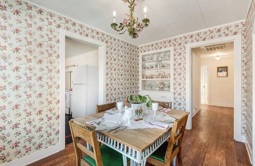 Prineville House | Noble - Charming 1930s 3-bedroom house with WiFi and AC in Prineville