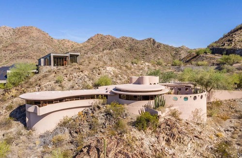 Camelback East House | Norman Lykes House Designed by Frank Lloyd Wright