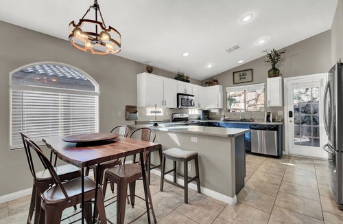 Tule Springs House | Northwest Cozy 1-story home