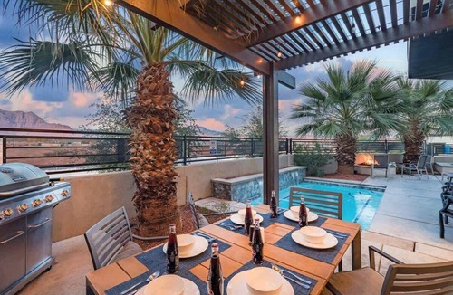 Santa Clara House | O-31| Pool Palace * Heated Private Pool * Hot Tub