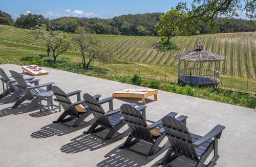 Templeton House | Oak and Vine Vineyard Estate