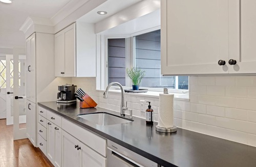 Hatton Fields House | Oak Place Too: Beautiful Updated 4 bedroom 3 1/2 Bath in Carmel