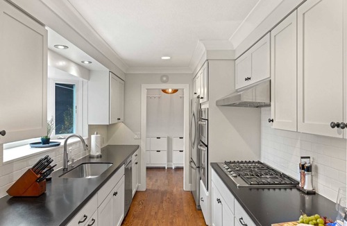 Hatton Fields House | Oak Place Too: Beautiful Updated 4 bedroom 3 1/2 Bath in Carmel