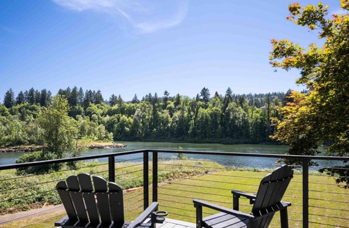 Oak Grove House | Oak Shore Haven