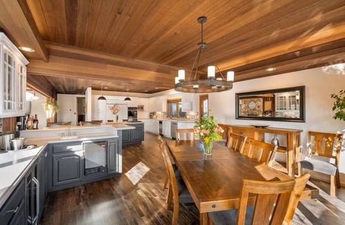 Forestville House | Oak & Vine Forestville, by Vinifera Homes