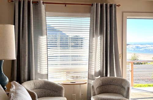 Yachats Apartment | Ocean Cove Inn #1 - Ocean View