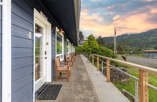 Yachats Apartment | Ocean Cove Inn #1 - Ocean View