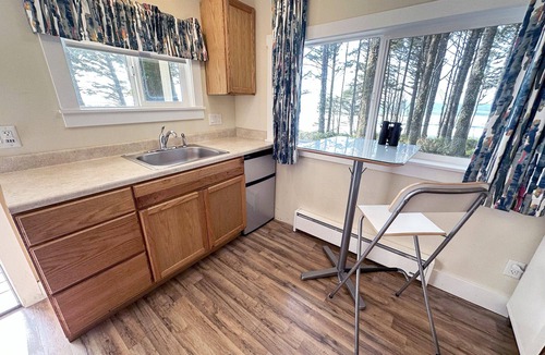 Yachats Cottage | Ocean Front, Cottage at Oregon House, Stairs to the Beach!