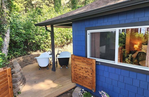 Yachats Cottage | Ocean Front, Cottage at Oregon House, Stairs to the Beach!