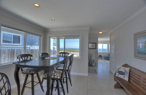 Westside Santa Cruz House | Ocean Front/Family house Santa Cruz on West Cliff
