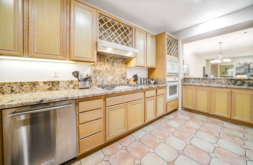 Carlsbad Condo | Ocean Pointe Getaway- 30-Night Minimum