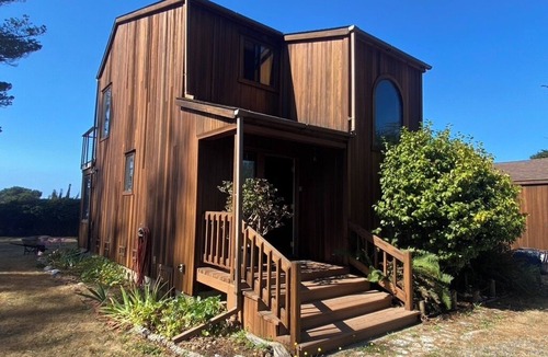 Gualala Cabin | Ocean View, Cozy 2-bedroom cabin in tranquil Gualala with WiFi and huge firepit
