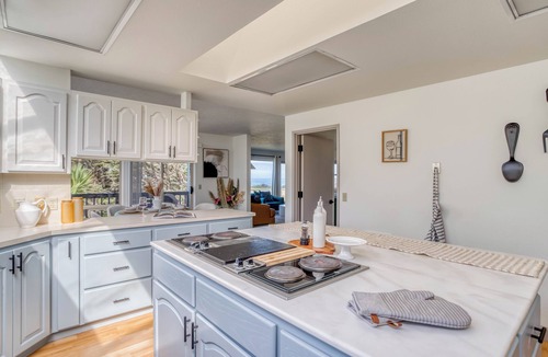 Yachats House | Ocean View Home, Sauna Includes Resort Amenities: Beach Access, Indoor Pool, Res
