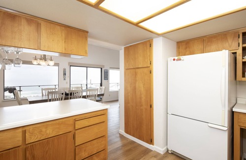 Cayucos House | Ocean View Monthly Rental - just a Stone's Throw from the beach!