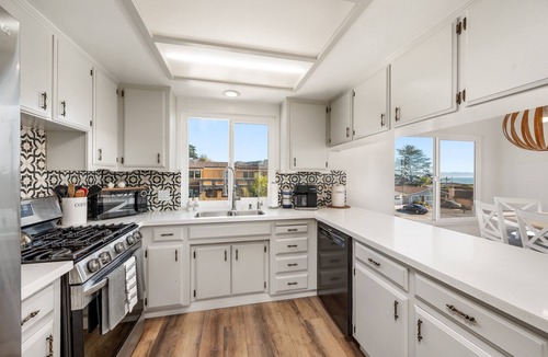 Cayucos House | Ocean Views 3BR Sleeps 9