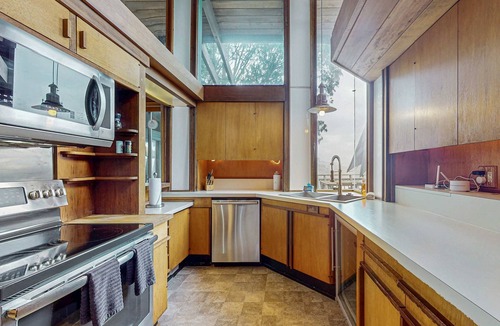 Elk House | Oceanfront Blufftop Home - Wide Deck & Water Views