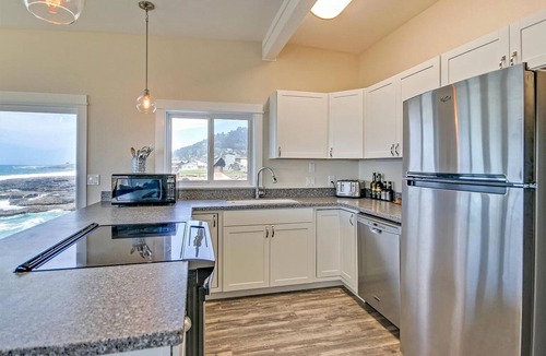 Yachats House | Oceanfront home in the heart of Yachats