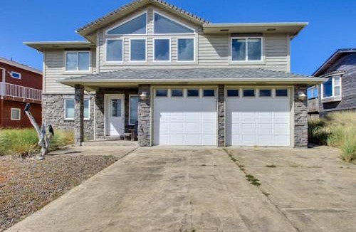 Bayshore House | Oceanfront Home with Bay Views Free WiFi Gas Grill & Gas Fireplace