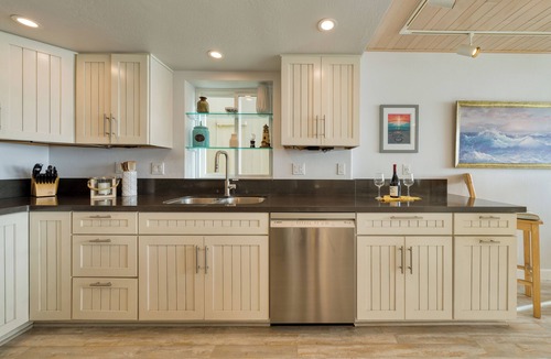 La Selva Beach House | Oceanfront La Selva Beach Home w/Fireplace, Views & Beach Access | Sand Castle