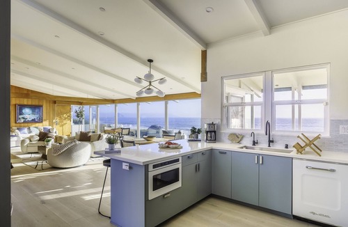 Cayucos House | Oceanfront Retreat - Beautiful Beach House with Private Beach Access