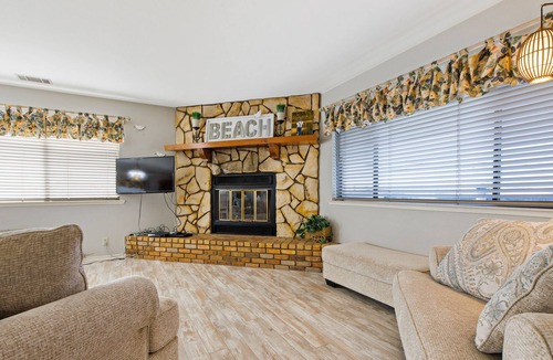 Oceano House | Oceano Getaway with Large Deck | Walk to Beach & Restaurants