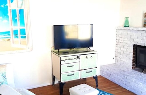 Oceano House | Oceano: Short walk to beach, 4 br, 2 bath, private house! Across street from park & pond