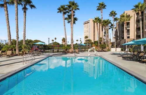 Oceanside Apartment | Oceanside | Coastal Vibes | Pool & Hot Tub
