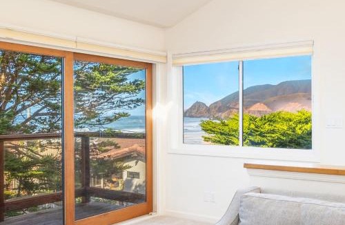 Montara House | Oceanview Beach Home Walk to Beach Trails Food Family Activities