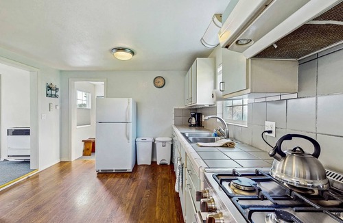 Mendocino House | Oceanview Home with Guest Cottage & Artist Studio