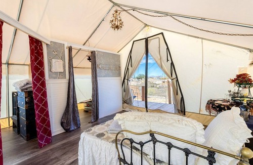 Tombstone House | Off-Grid Tented Cabin, Perfect for a Getaway in the Best Vacation Spot for Couples, Brisbee, Arizona