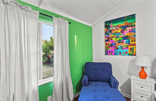 Covina House | Old Hollywood–Inspired 3BR Home