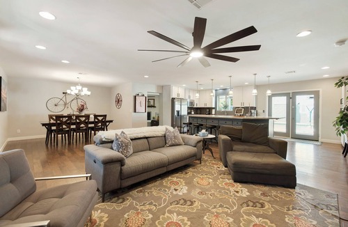 Scottsdale Country Acres House | Old Town Scottsdale All around VACATION experience! Heated Pool & Media Room