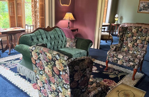 Ferndale Bed & Breakfast | Oldest historic Victorian 7-bedroom bed & breakfast in charming Ferndale