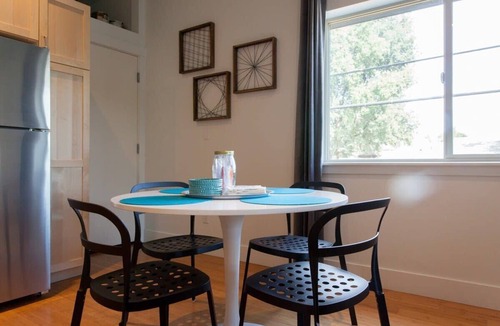 Alberta Apartment | *On Alberta! Modern Artist Loft w/Rooftop Views!*