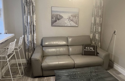 Tracy Apartment | One bedroom In-Law Unit Near Downtown Tracy