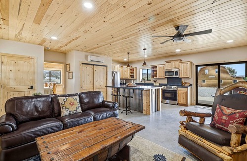 Springerville Cabin | One-bedroom, one-bath cabin in the heart of Arizona’s premier Hunting Unit 1.