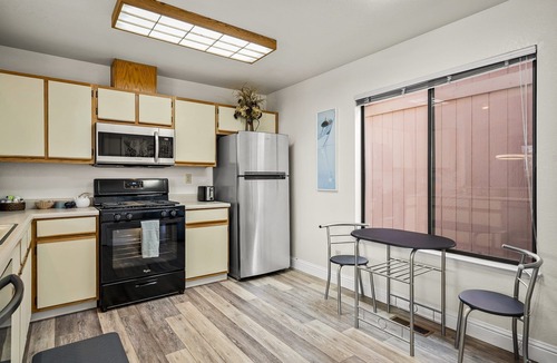 Northwest Reno House | One Level Newly Remodeled Home Mins Downtown