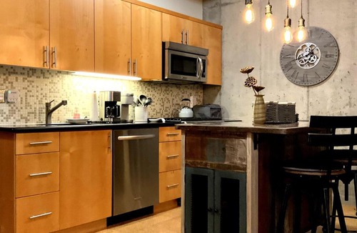 Mississippi District Apartment | One Mississippi Ave - Adventures in Portland!