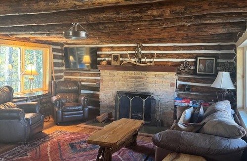 Payson Cabin | One of the original Mead Cabins